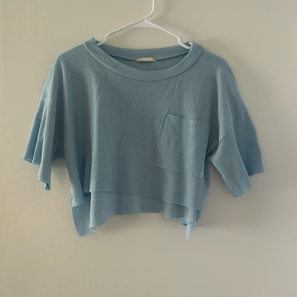 Blue cropped top